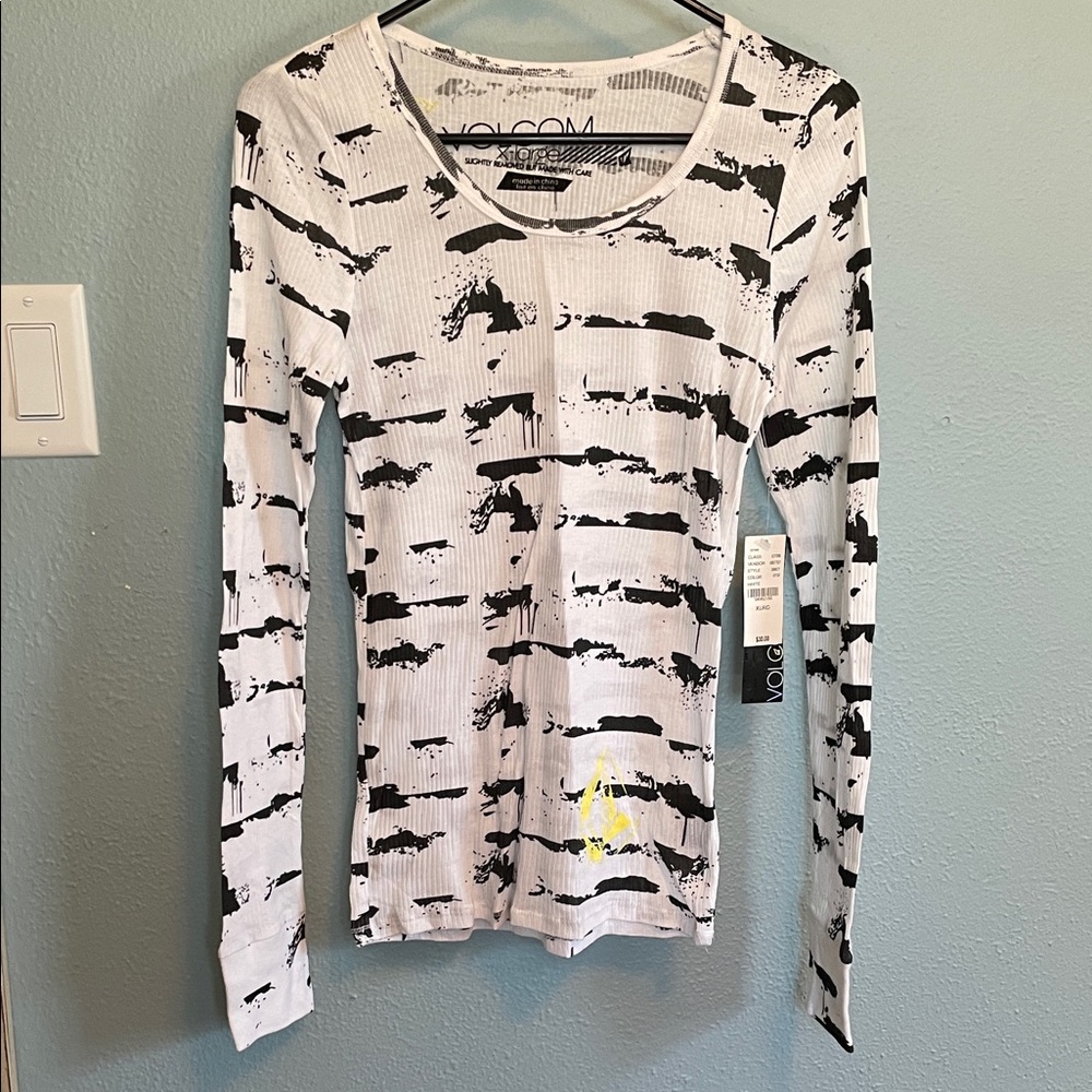 Volcom Women's Distressed Black and White Long Sleeve Tee